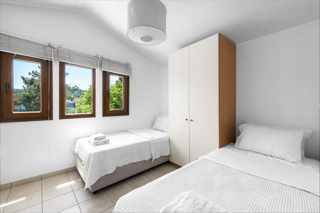 Pefkohori Del Sol By Luxlikehome יוון